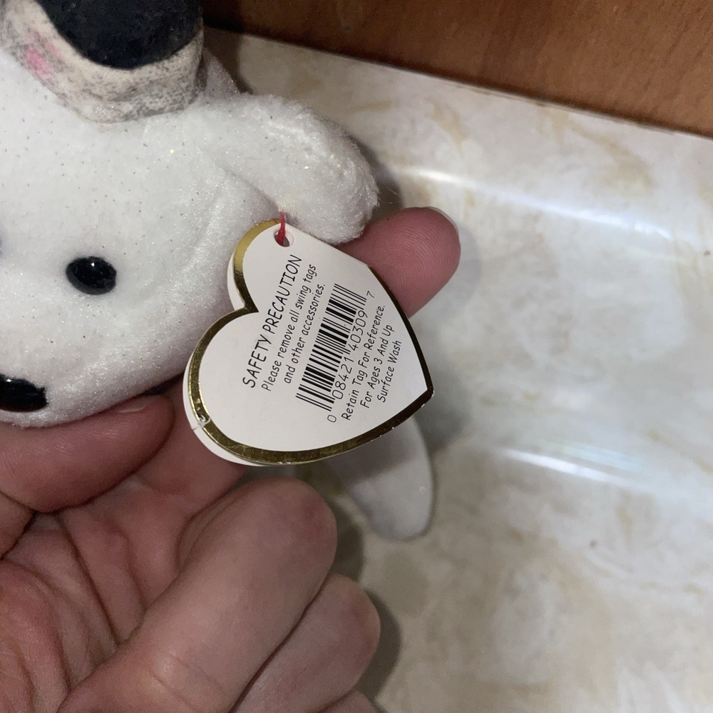 TY Beanie Baby Happy‎ NEW YEAR Bear 2006 White Bear With Party Favors Ribbons - Picture 3 of 8
